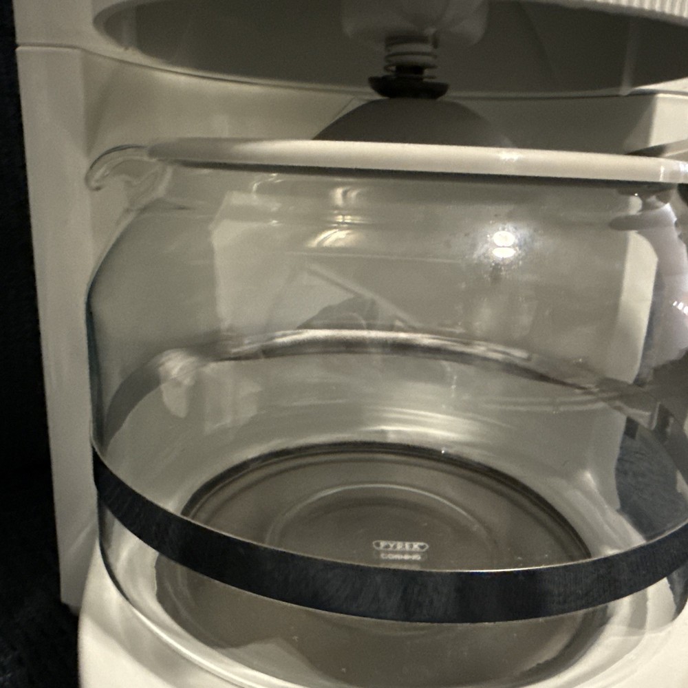Bosch White Coffee Maker TKA1718US New Unused Machine