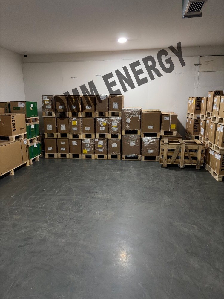 SCHNEIDER LV429407 MN/UVR 24V DC UNDERVOLTAGE RELEASE