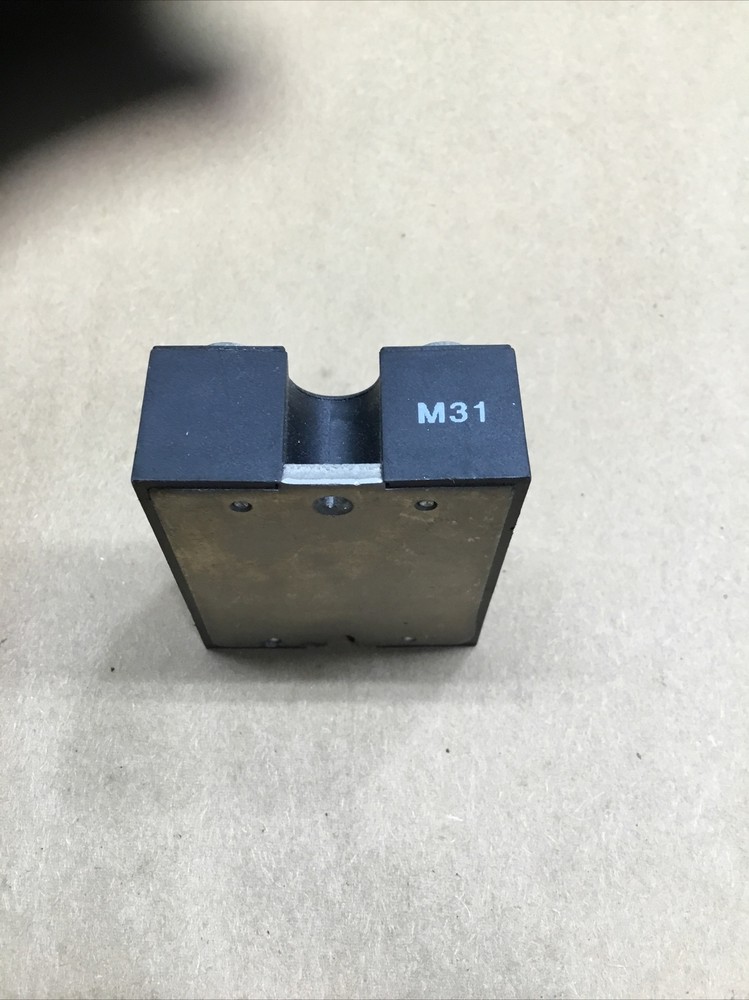 Crydom Solid State Relay CSD2440 #1068l3iac