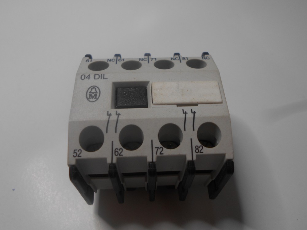 KLOCKNER MOELLER 04 DIL Contact