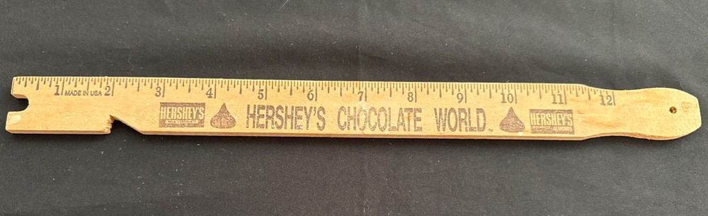 Hershey’s Chocolate World Push/Pull Oven Stick/Ruler