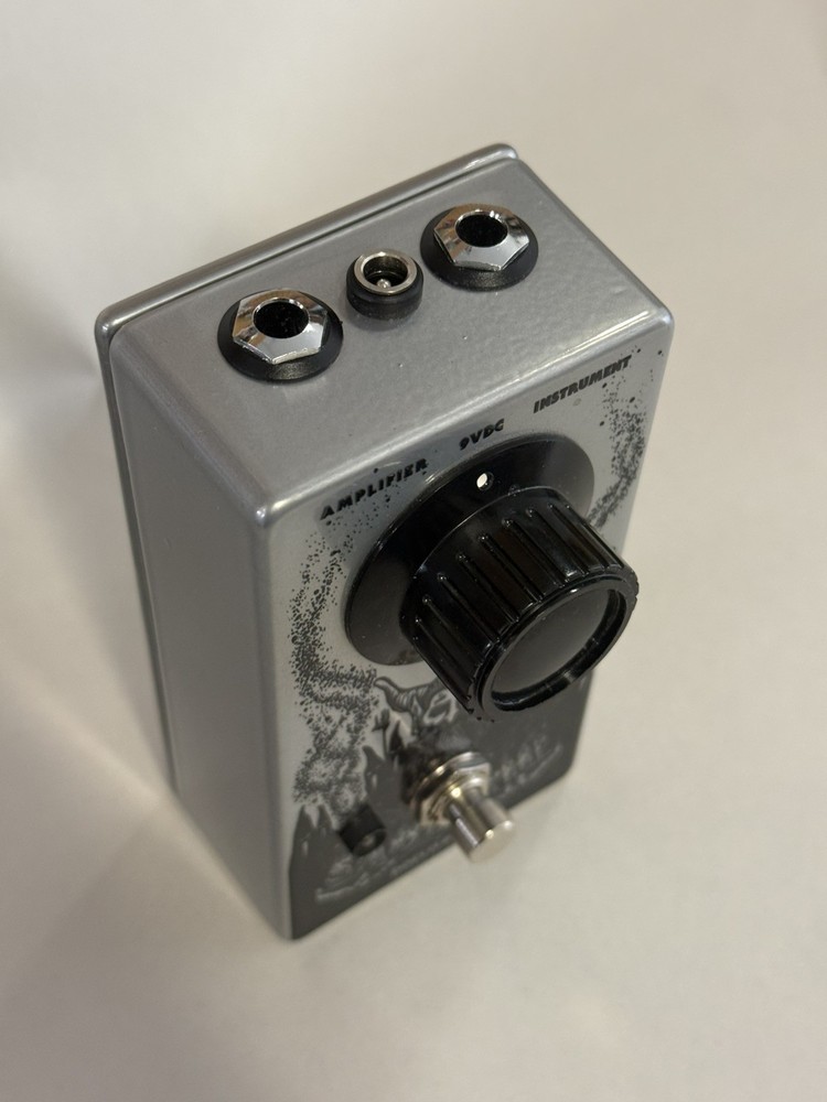 Does it Doom Sabbathi Fuzz Pedal