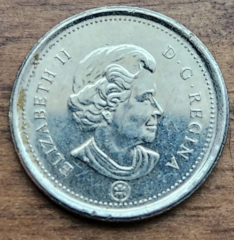 2012 Canada 10 cents Actual Coin