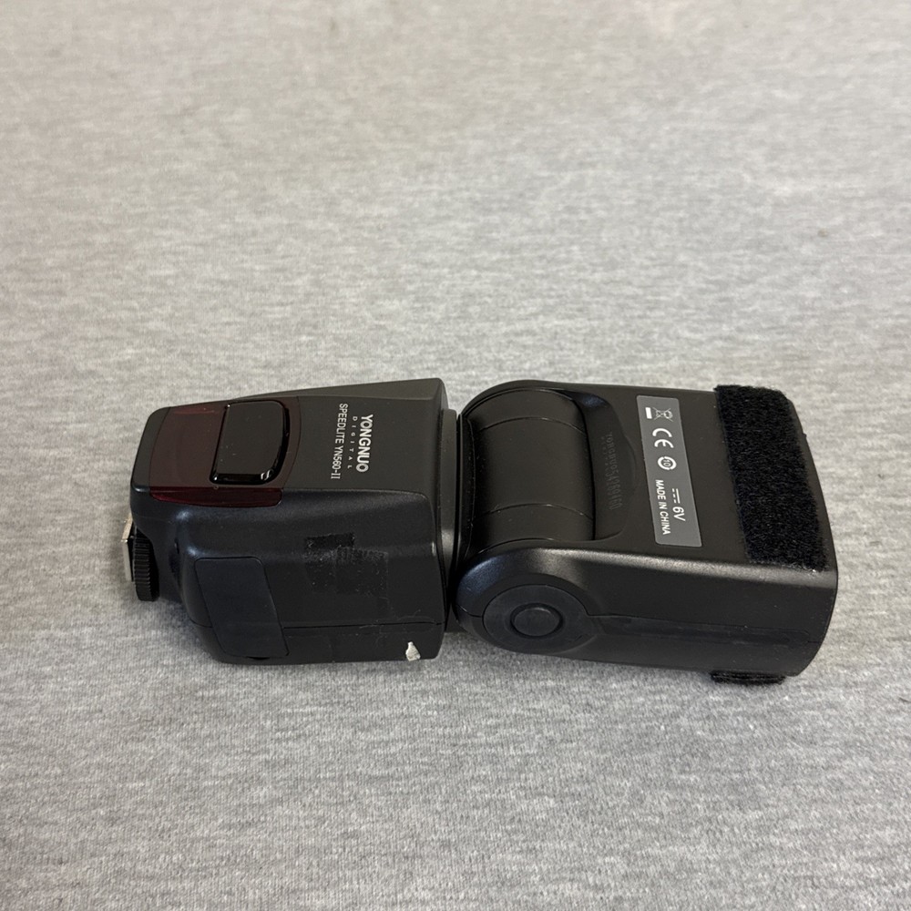 Yongnuo Digital Speedlite YN560-II