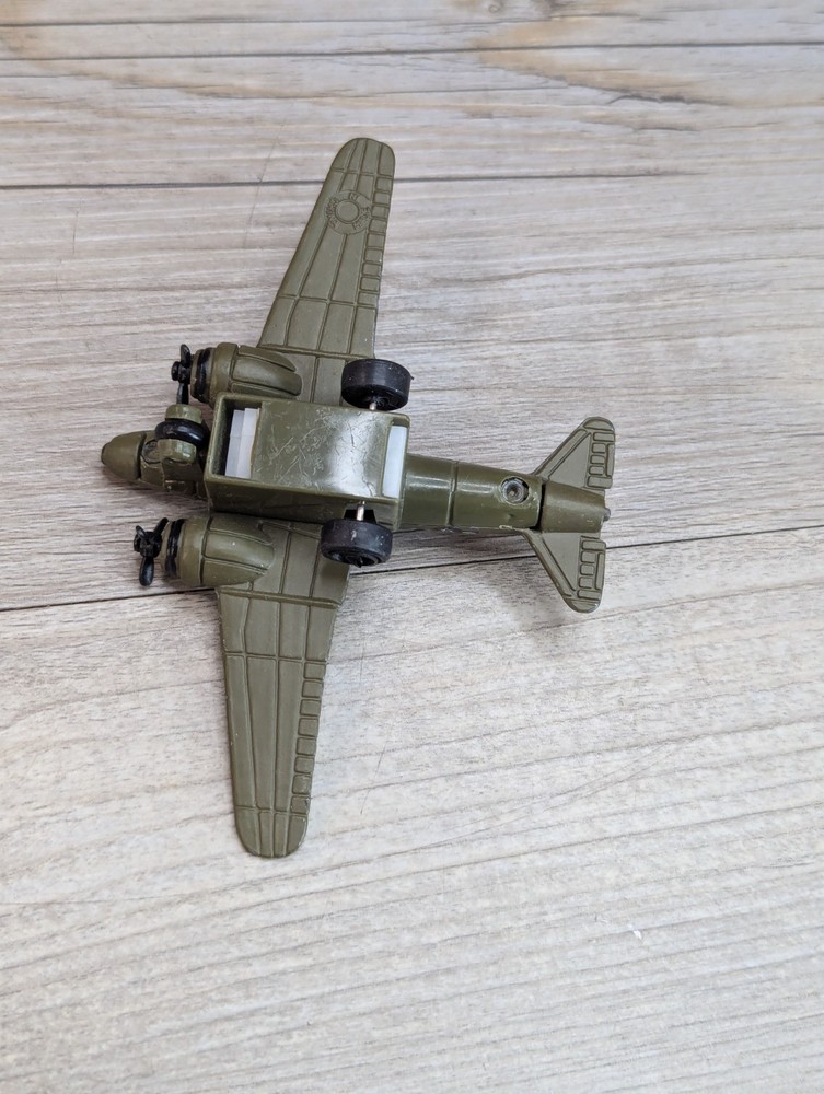 Dakota C-47 Skytrain Pull Back Model Plane Diecast 3.5" x 5"
