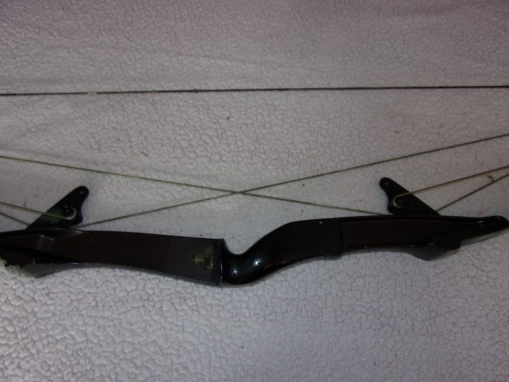 Bear Whitetail Hunter Compound Bow