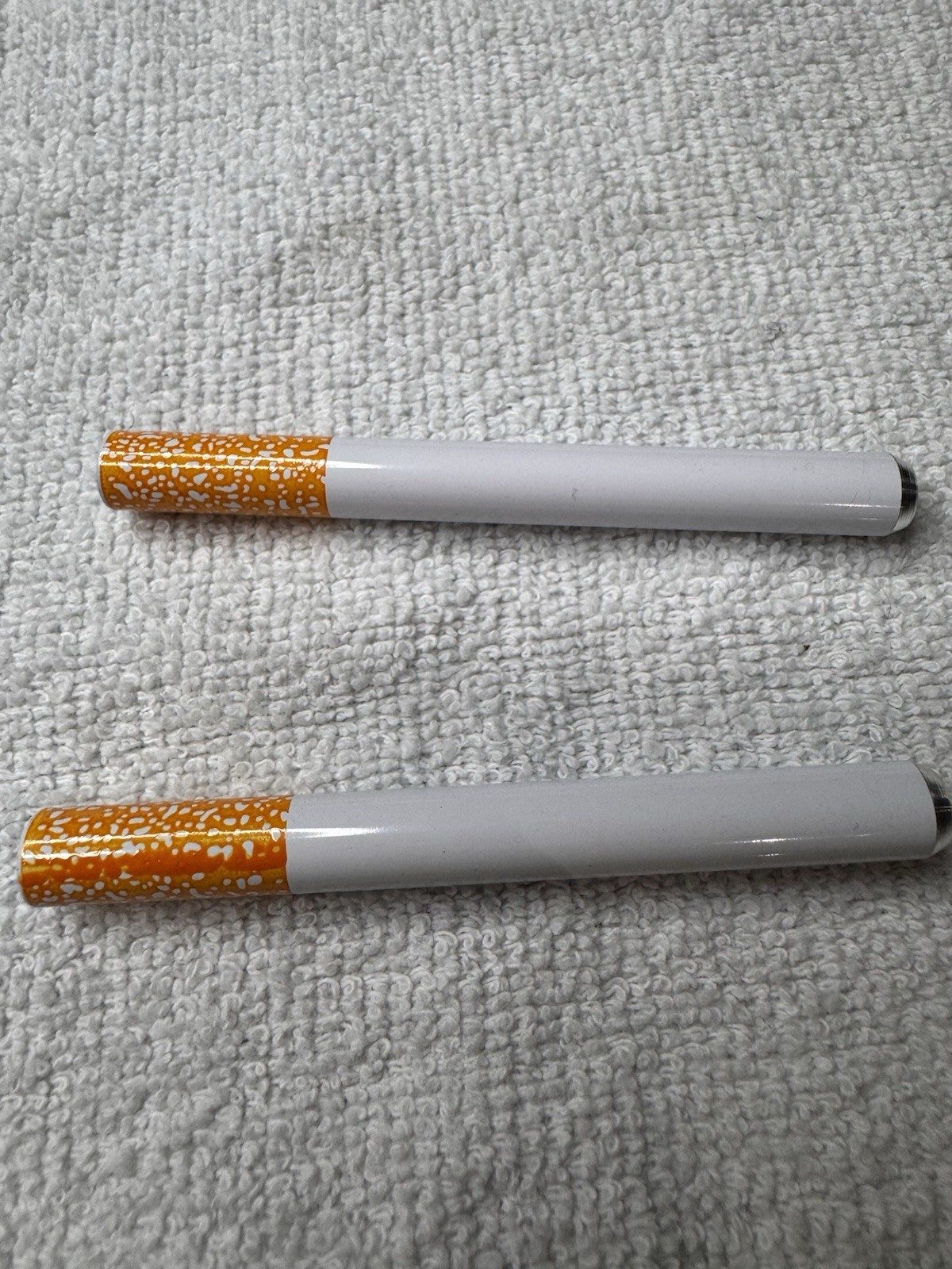 New 2 Novelty Fake Cigarette Bubble Blower Non Smoker Break time Funny Effective