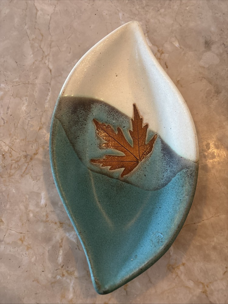 MCM Stoneware Maple Leaf Pottery Serving Candy Handmade Dish Tray SIGNED Blue