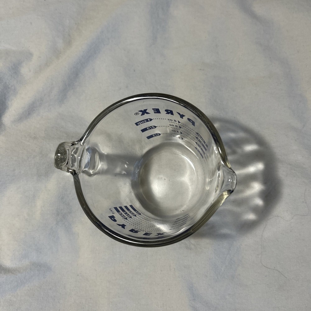 Blue PYREX 1 Cup Measuring Cup