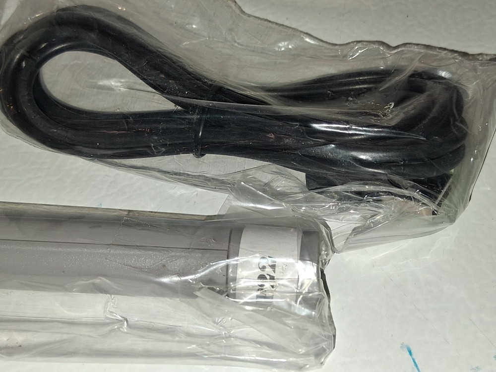 IPEVO INTERACTIVE WHITEBOARD SYSTEM DRAW-ANNOTATE, AND INTERACT, NEVER BEEN USED