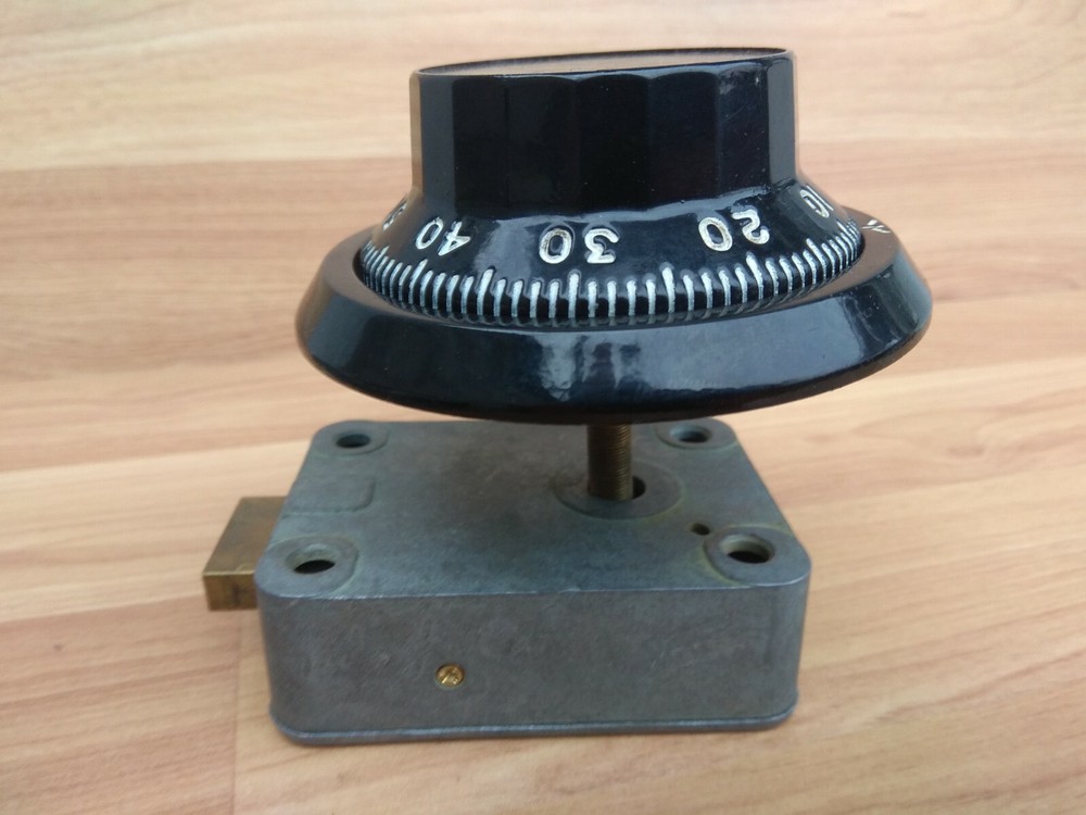 #57 combination lock Safe Sargent & Greenleaf Model 6651- Used