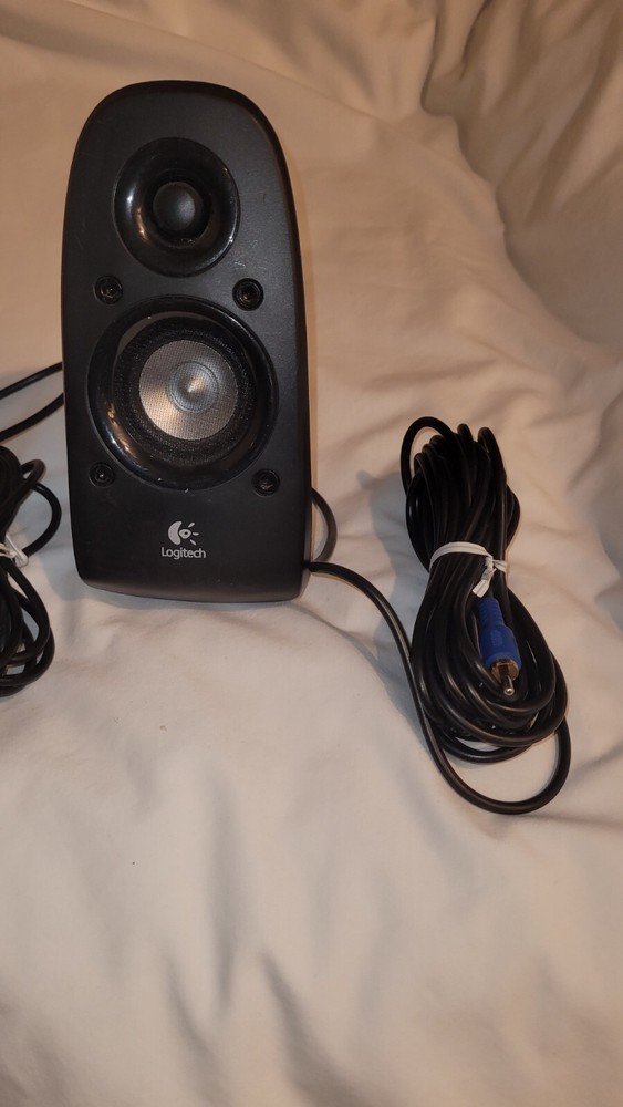 Logitech Z506 - 2 Replacement Speakers, Center Green & Blue Connector Untested