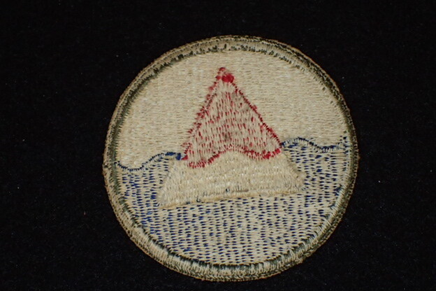 WW2 US Army Iceland Base Command (IBC) Insignia Shoulder Patch Original VF