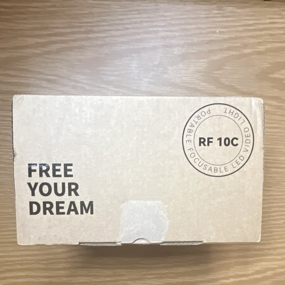 SmallRig RF 10C Portable Focusable LED Video Light Battery Powered