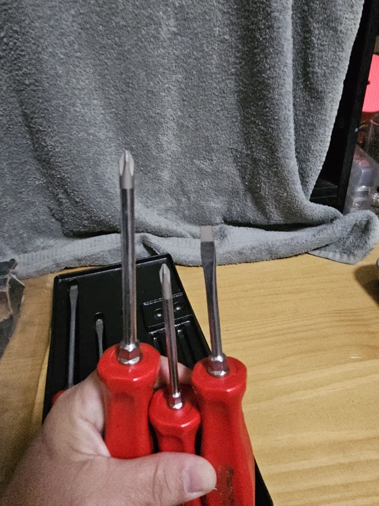 Snap-on Tools 5pc Racing Edition Screwdrivers Pin Missing