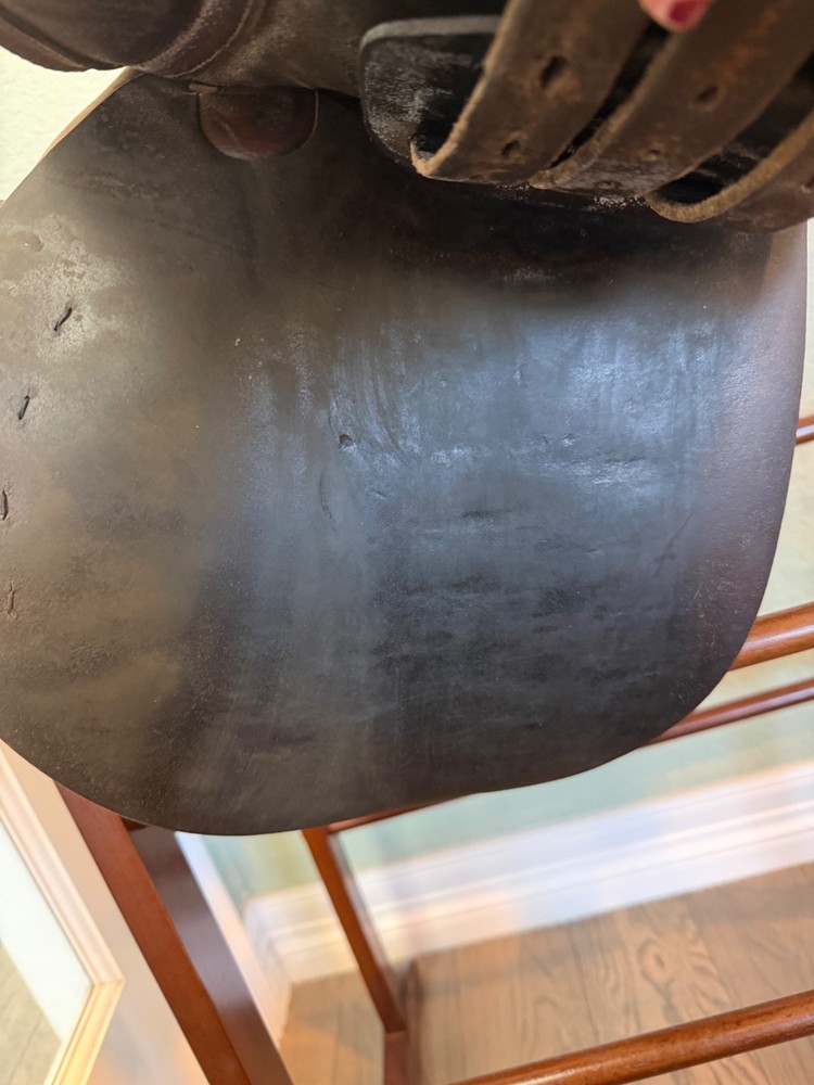 17.5” Beval english saddle