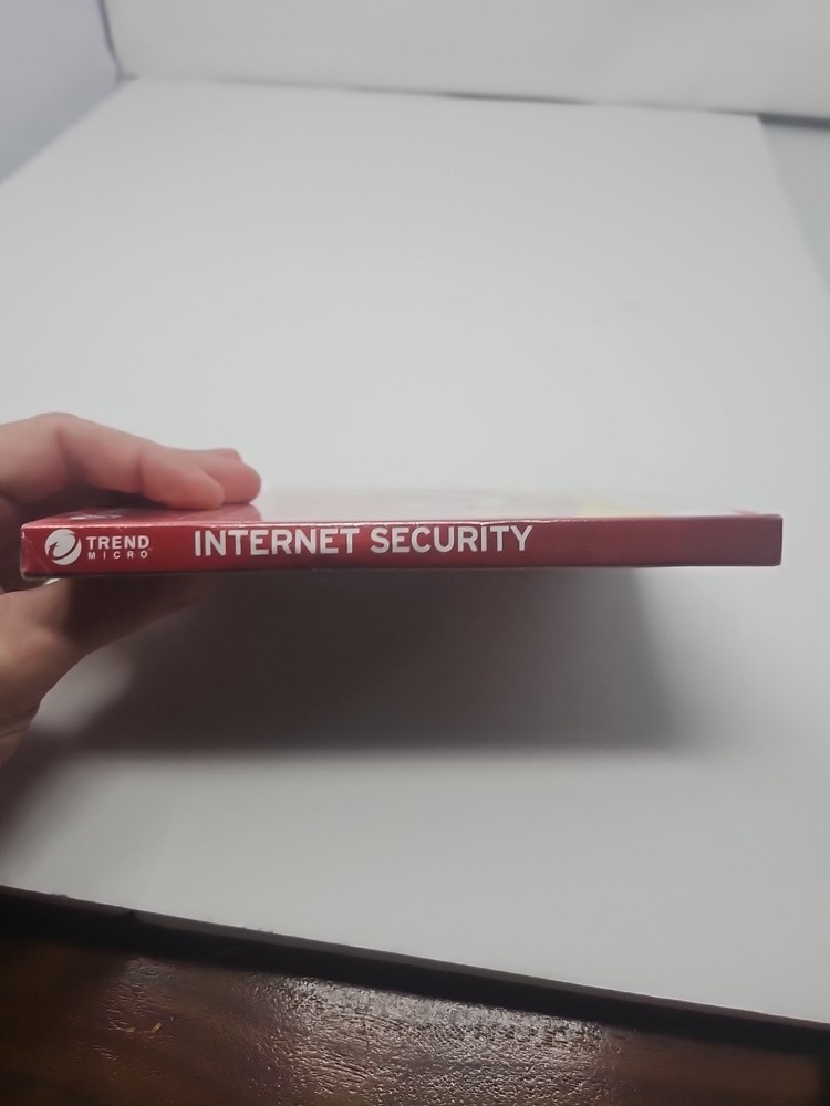 New Trend Micro Internet Security Advanced Online Protection. 3 Device Protector