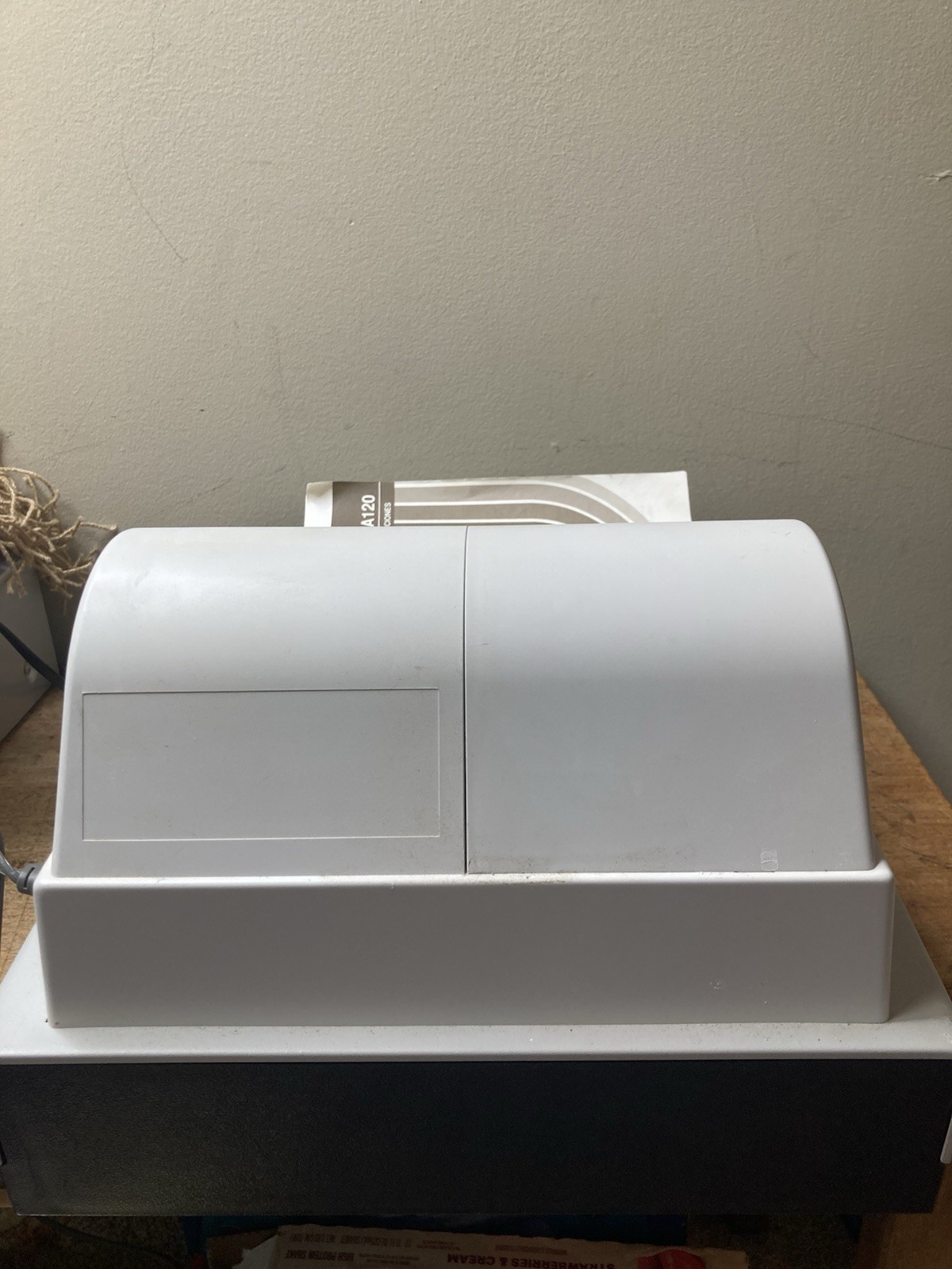 Sharp XE-A120 Electronic Cash Register With Key Cash Drawer Manual