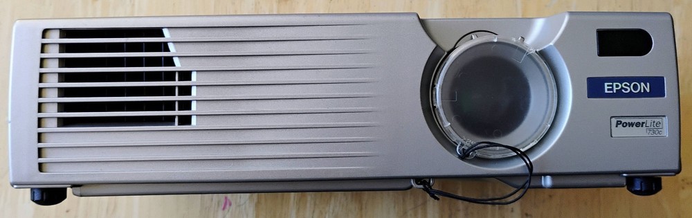 Epson multimedia projector PowerLite 720c