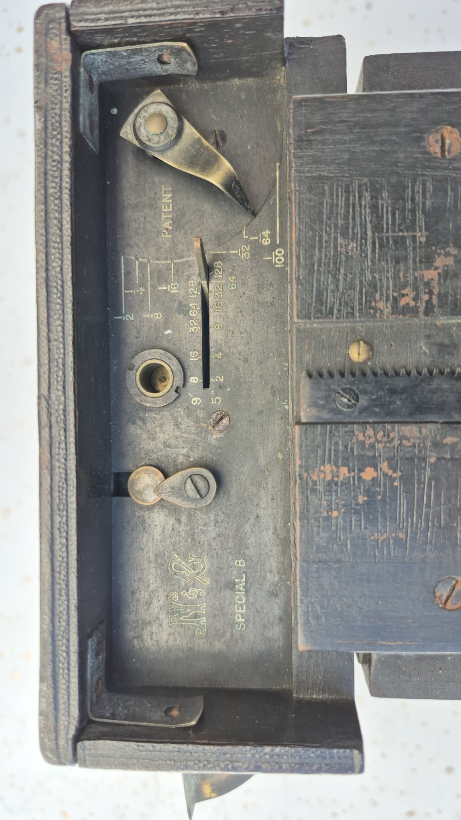 Newman & Guardia Universal Pattern B Box camera Richard Keene Derbyshire