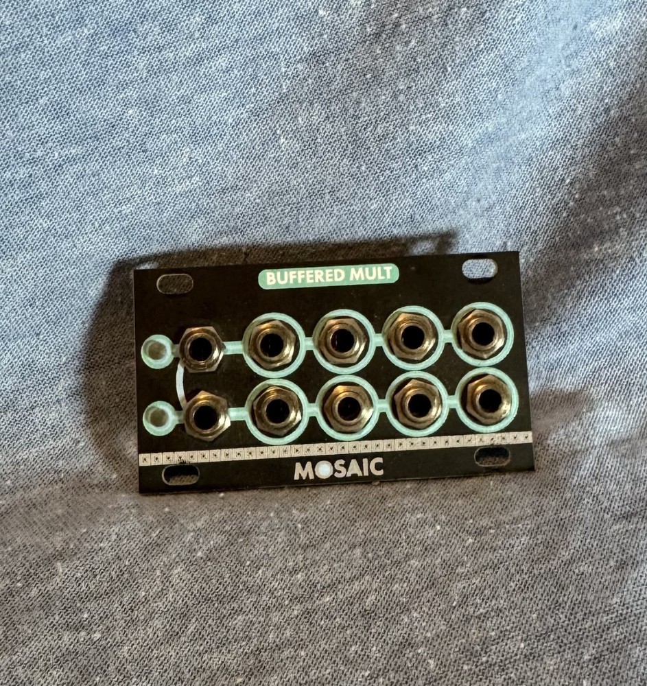 Mosaic 1U Buffered Mult, Used, Tested & Working