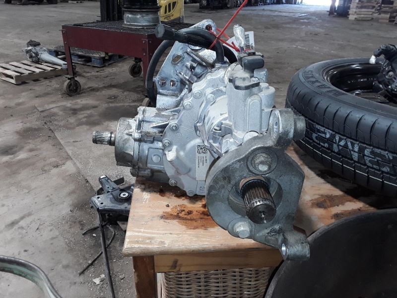 Transfer Case Fits 17-19 XT5 765800