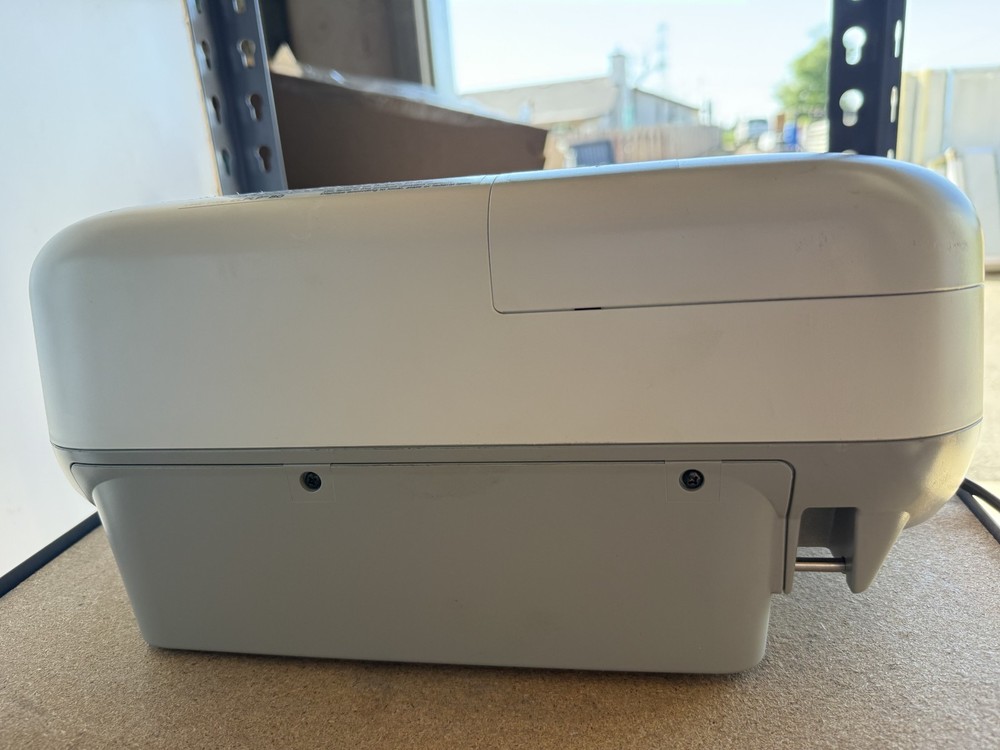 Epson LCD Projector BrightLink 585WI Model H600A