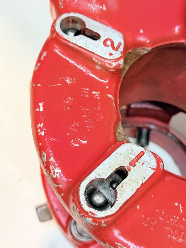 RIDGID 4P POWER THREADING/ GEARED PIPE THREADER 2-1/2" - 4" #4