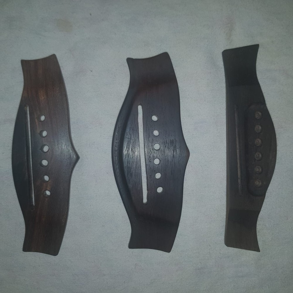 acoustic guitar bridge