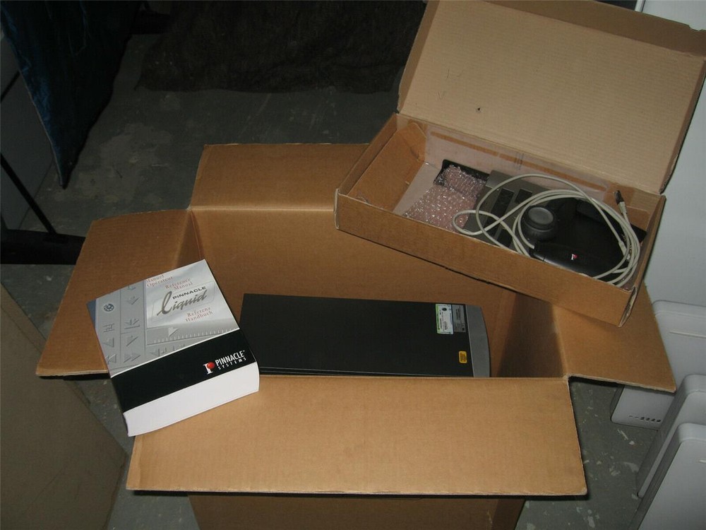 AVID LIQUID BLUE 1.8 TO PINNACLE ( server + dongle + software + box + control )