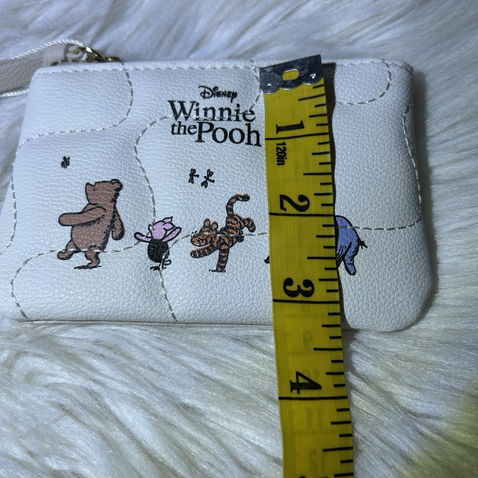 Disney Winnie the Pooh and Friends Coin Purse 5-1/4"W x 3.5"H NEW!