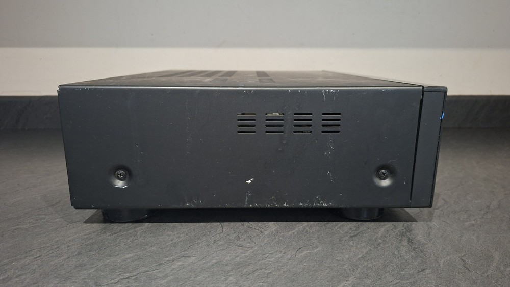 Pioneer A-10-k Integrated Amplifier - Amplifier. Phono Input.