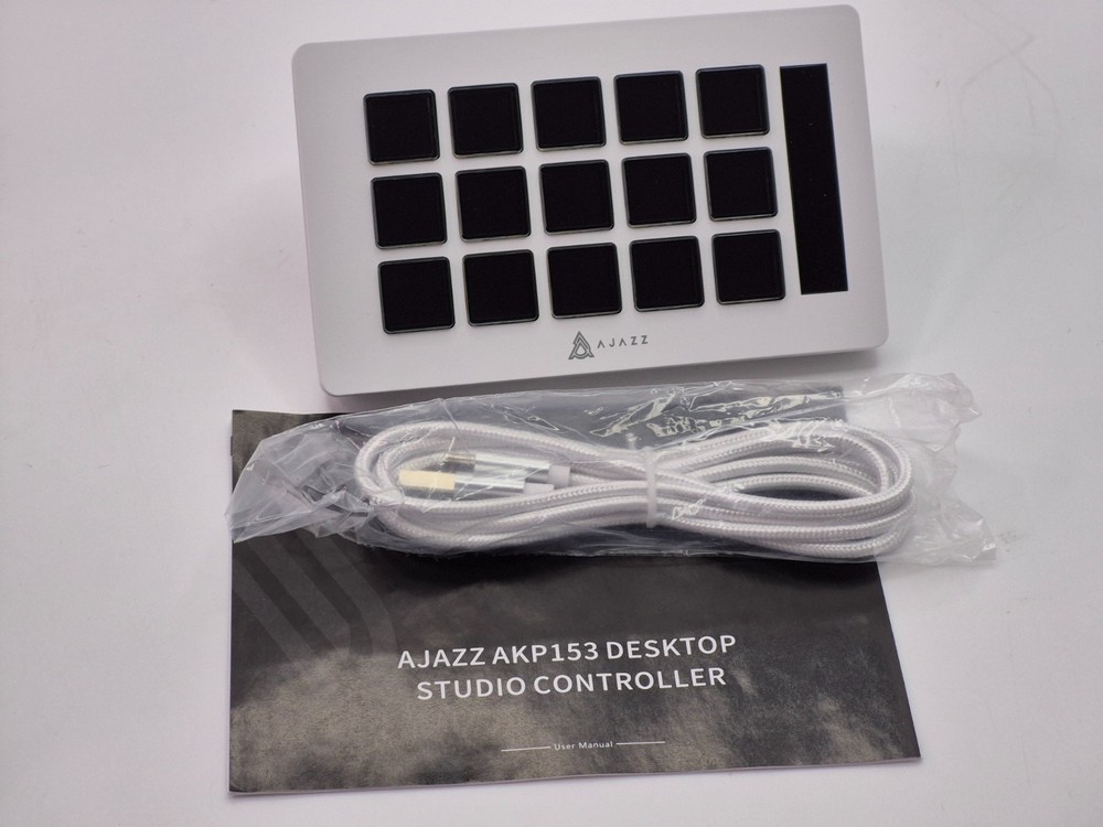 AJAZZ AKP153 Stream Studio Controller Keypad | White