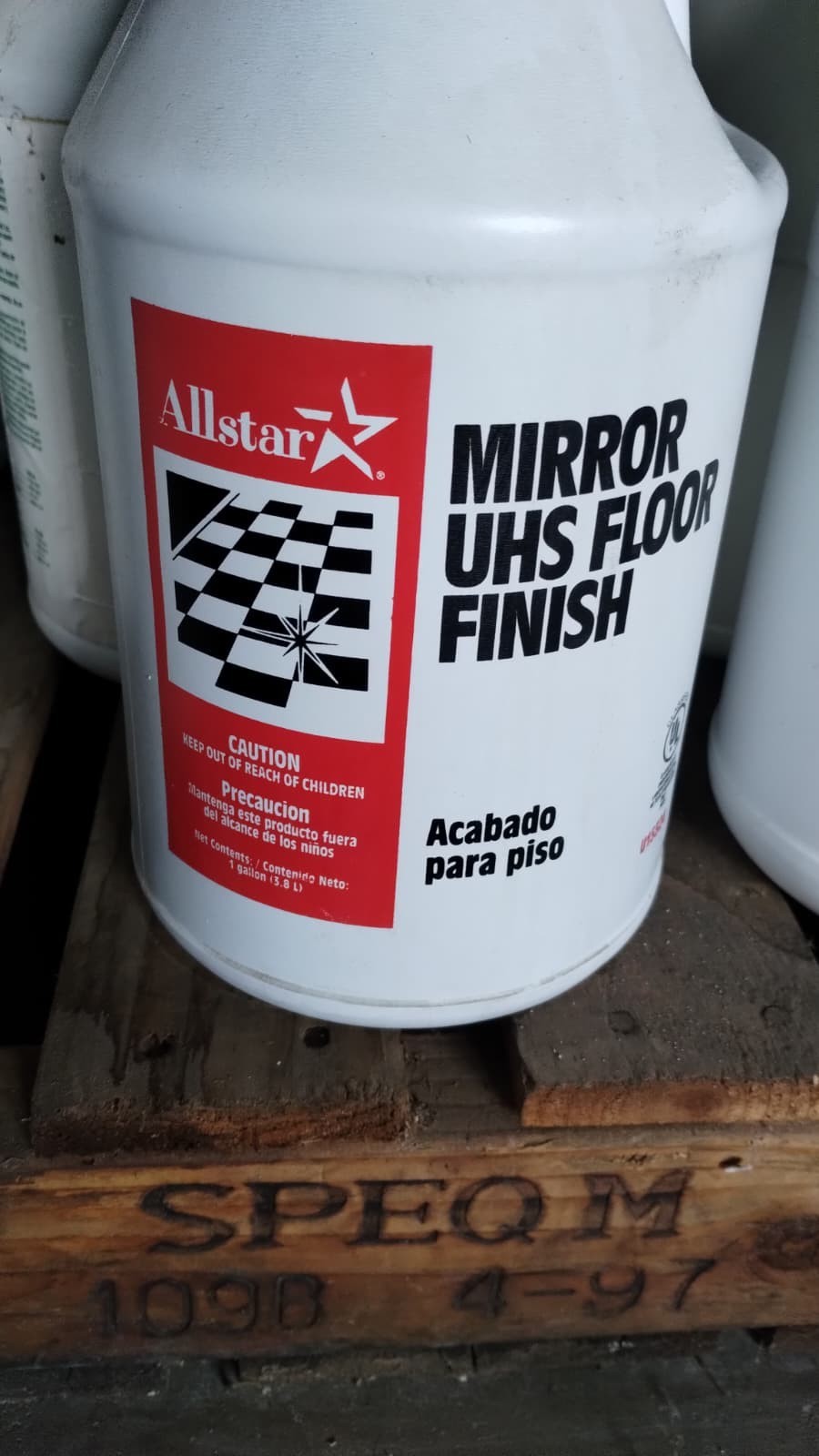 Lot of 36 Gallons – Concentrated Cleaning Products (Local Pickup Only)