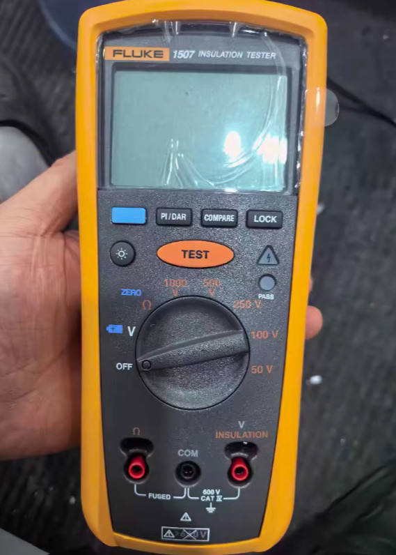 1pcs Fluke 1507 megohmmeter