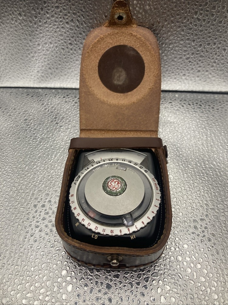 VTG GE General Electric Light Exposure Meter Type PR-2 w/ Leather Case Untested