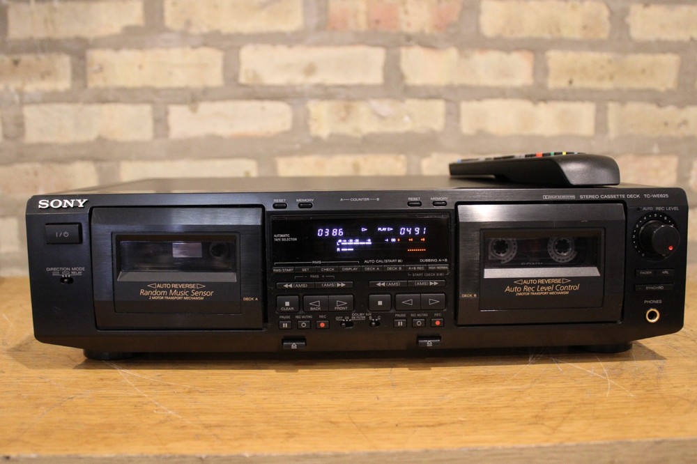 Sony TC-WE625 Dual Record Cassette Deck w/remote SERVICED Fully Functional Exce.