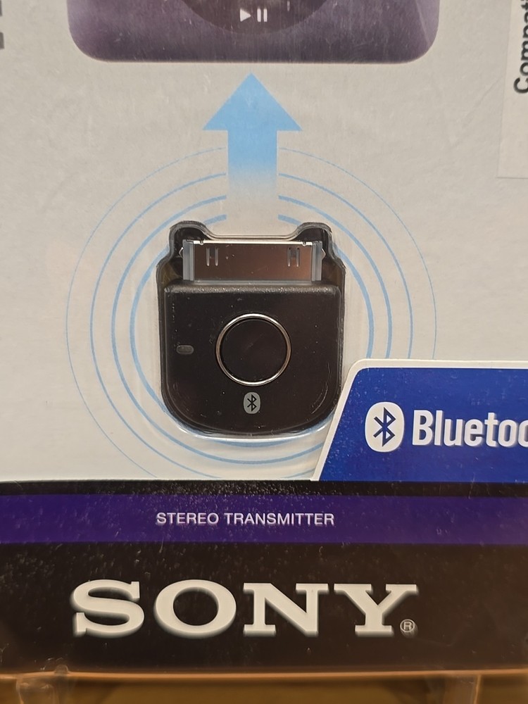 Sony Bluetooth Wireless Transmitter for iPod Black (TMR-BT8iP) Nano Classic Mini