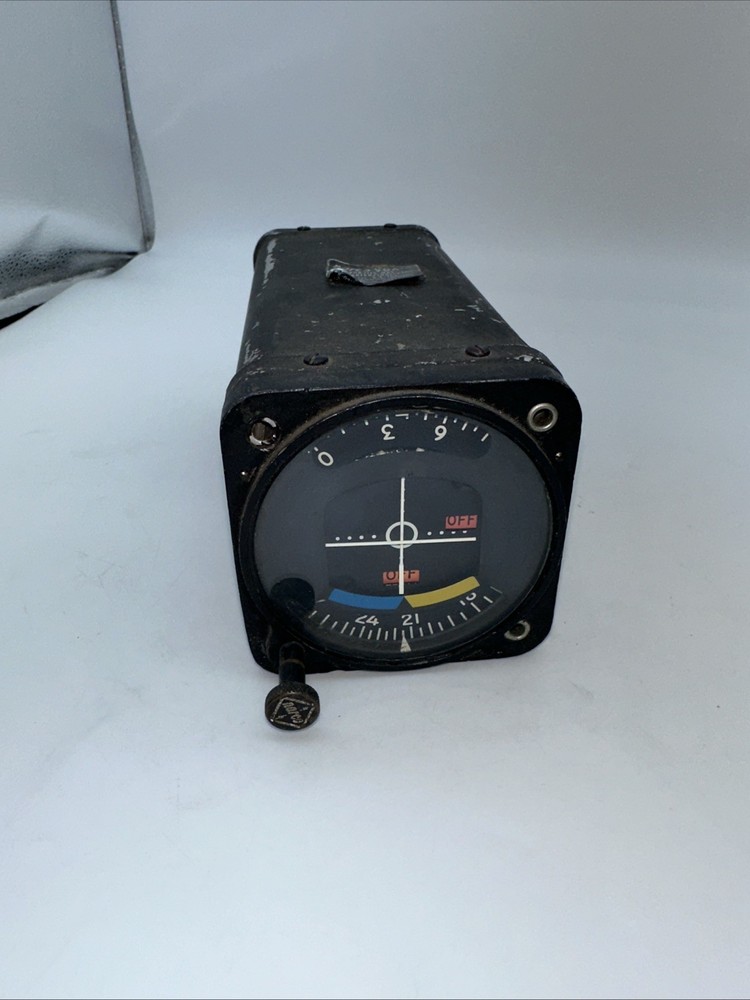Narco VOA-5 VOR/ILS NAV Indicator