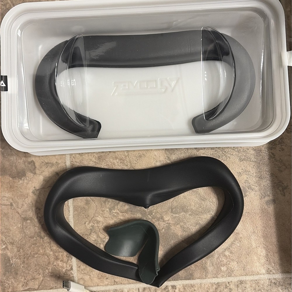 Oculus (Meta) Quest 2 256GB Standalone VR Headset BUNDLE (Read Description)