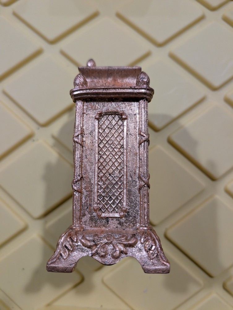 Gold Fleck Quartz Mantle Clock