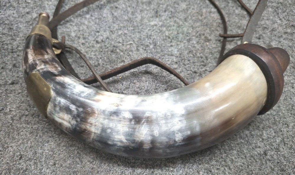 Nice, Brass Accented Full Size Powder Horn. Bx7