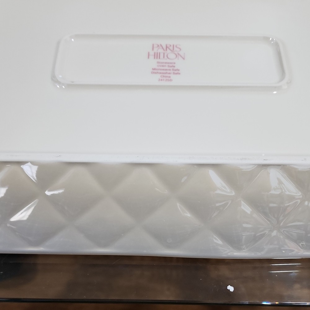 Paris Hilton Stoneware White Rectangular Baking Dish Oven Microwave Safe