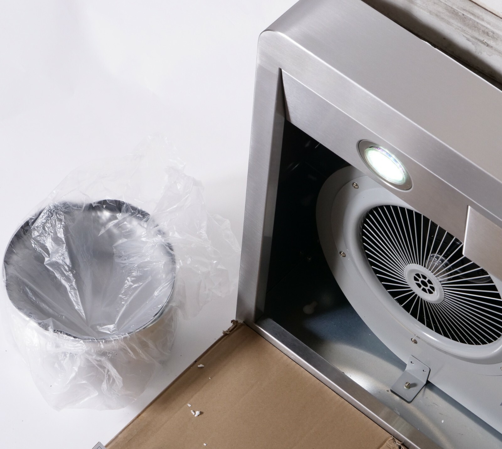 30 in. Under Cabinet Range Hood 500 CFM, Push Button, Stainless Steel [OPEN BOX]