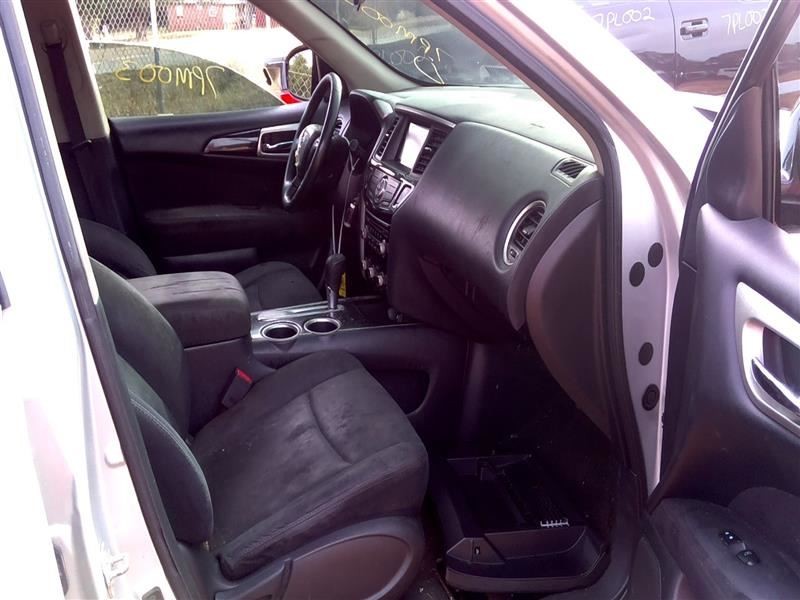 PATHFINDR 2013 High Mounted Stop Light 1044516601