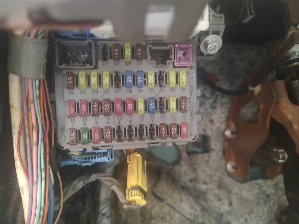 CIVIC     2007 Fuse Box Cabin 6844