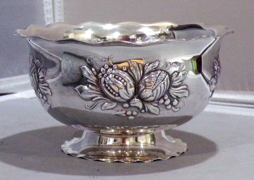 Embossed Bowl Sweden Prima NS NilsJohan Silver Plated Pedestal