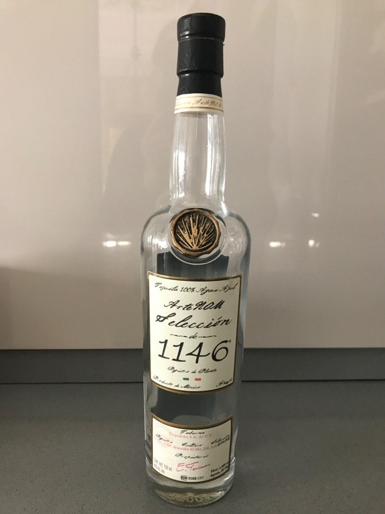 ArteNOM selection de 1146 tequila anejo empty bottle