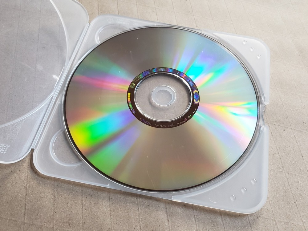 Microsoft Windows XP Professional Version 2002 Upgrade – Complete Retail Box