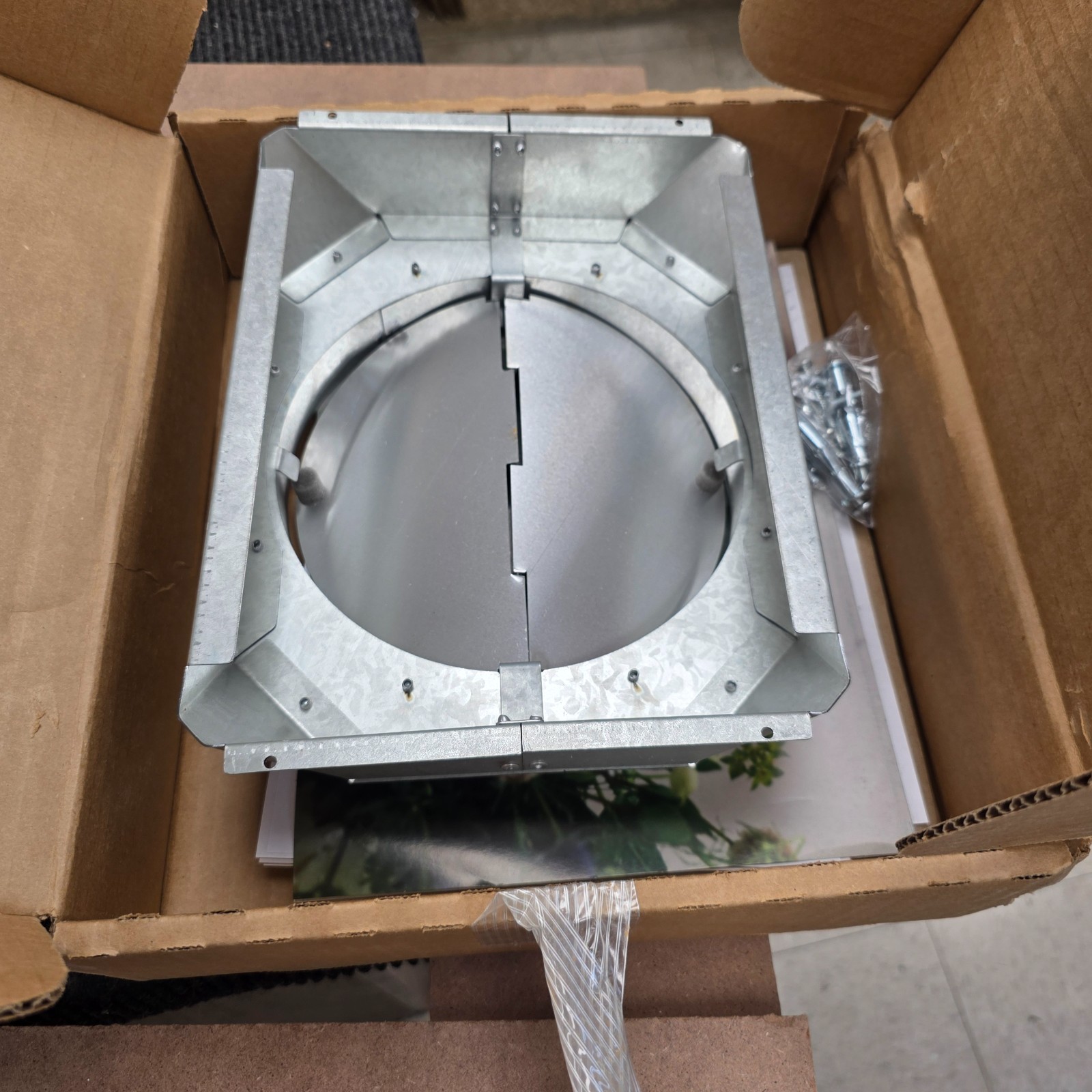 CAFÉ 36" Commercial Hood | Matte White | CVW93644PWM